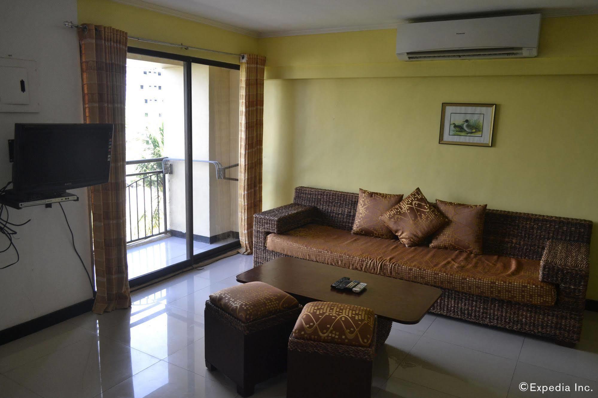 Sdr Serviced Apartments Cebu Exteriör bild