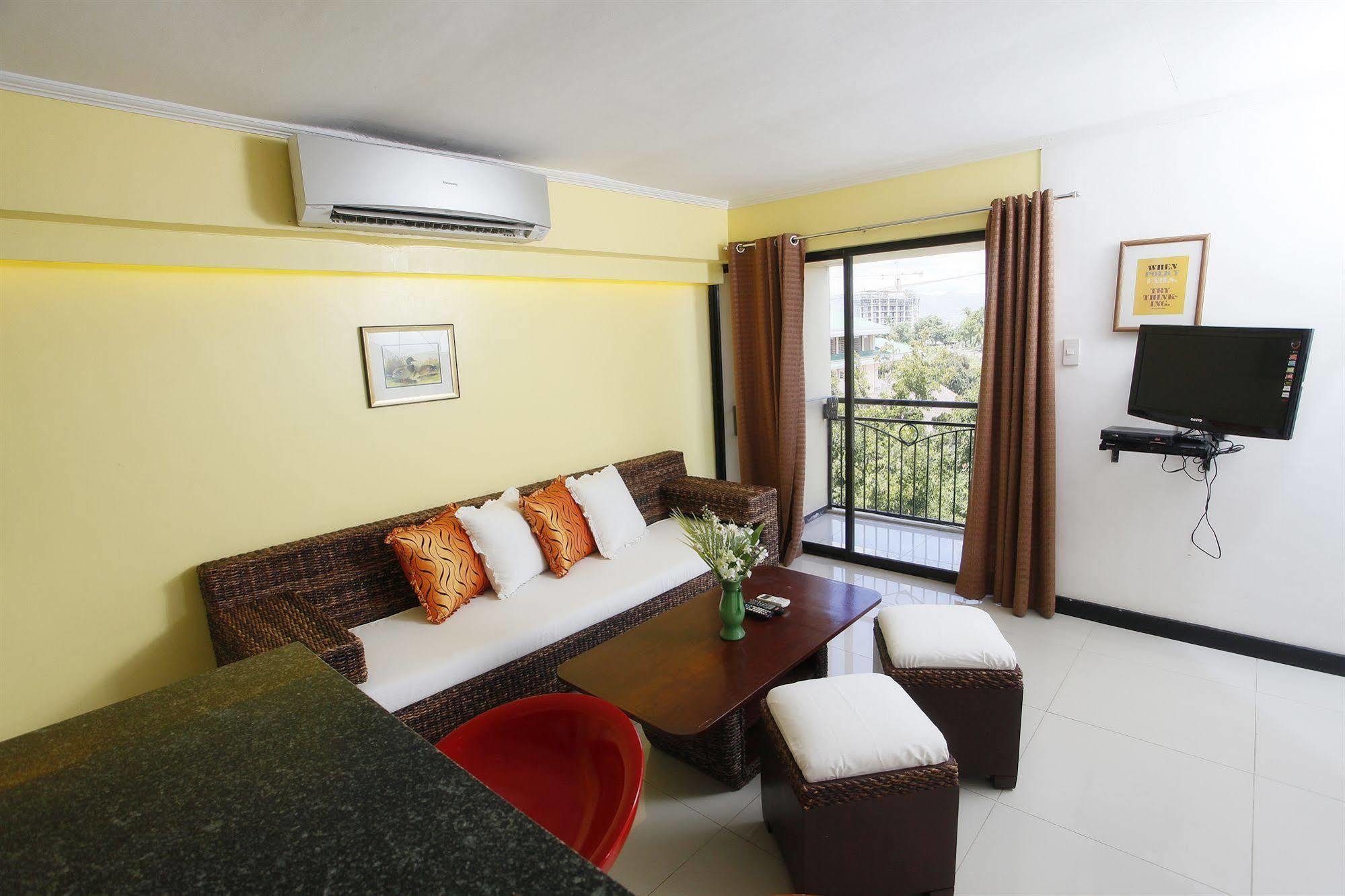 Sdr Serviced Apartments Cebu Exteriör bild