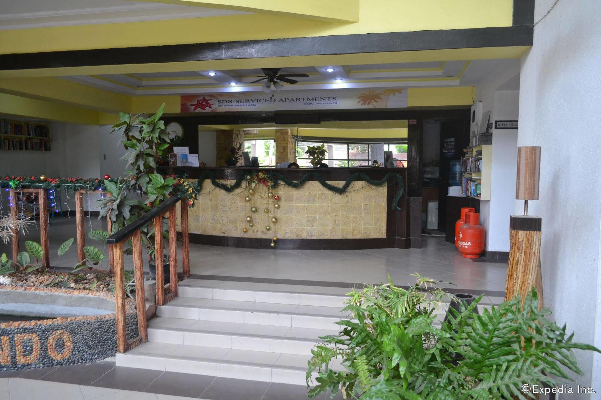 Sdr Serviced Apartments Cebu Exteriör bild