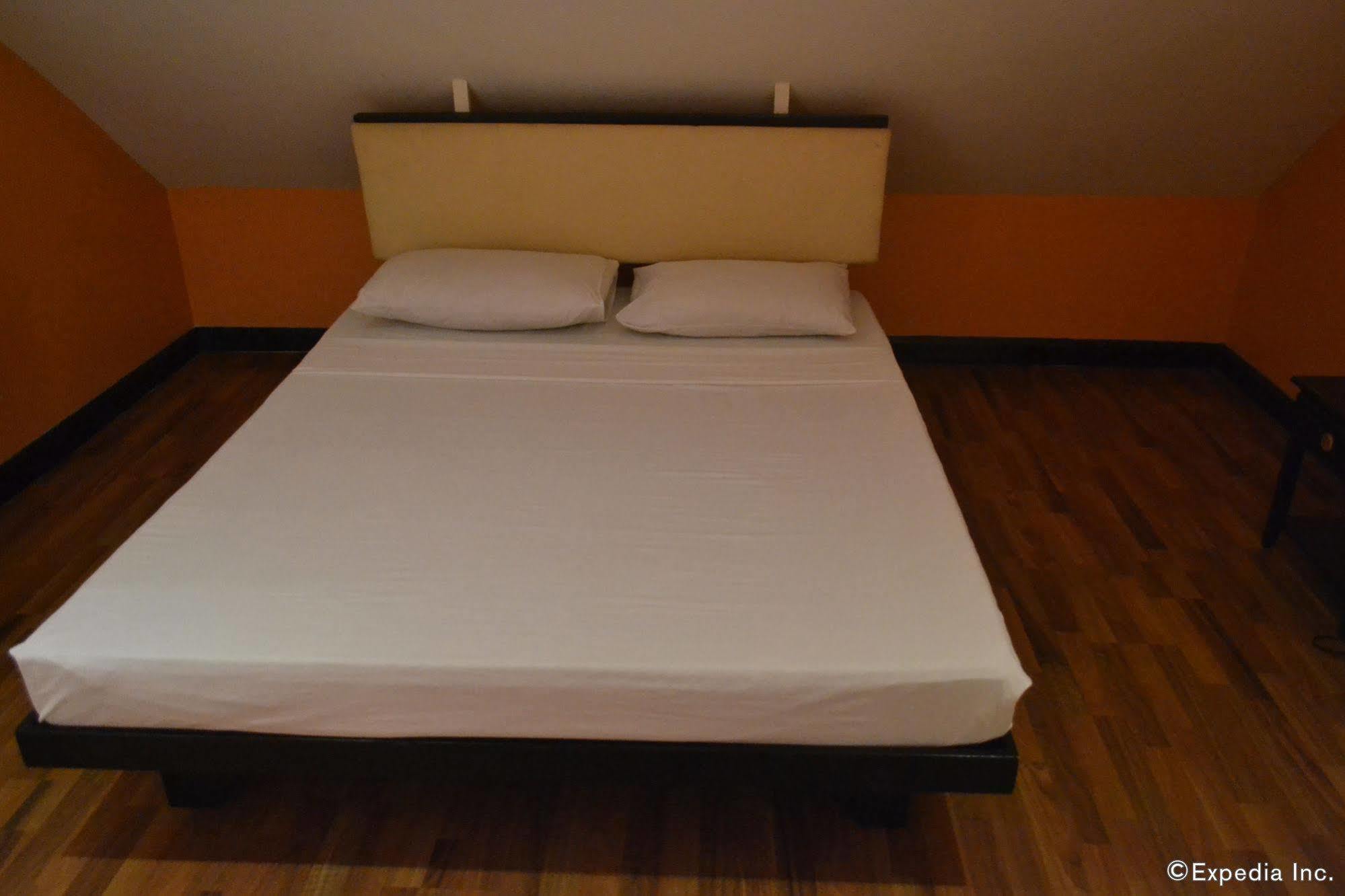 Sdr Serviced Apartments Cebu Exteriör bild